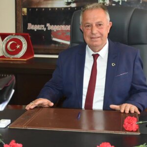 ozlem cercioglunun akpye gecmesinin ardindan aydin karacasu belediye baskani mustafa buyukyapici dimdik partimdeyim sS3FGYPB