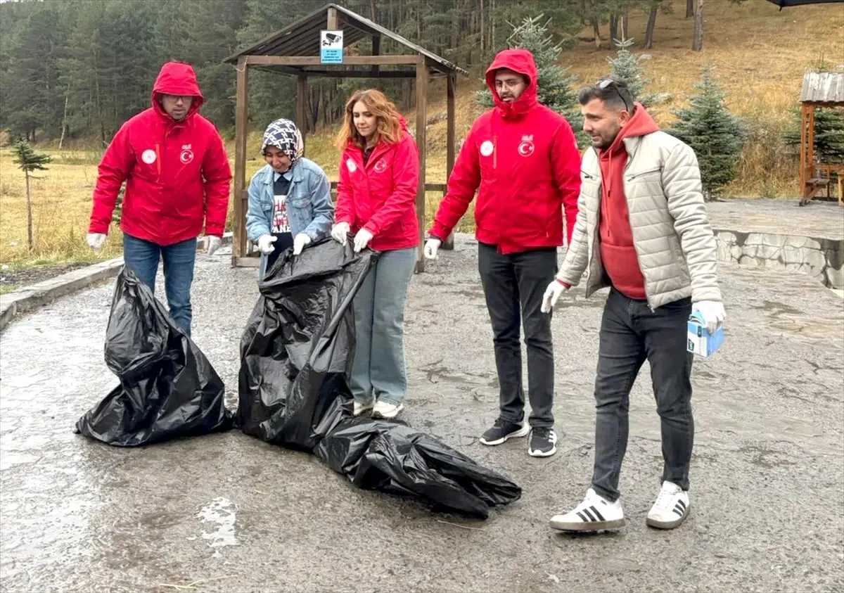 gencler cevre icin bir araya geldi 8dXHtWRC