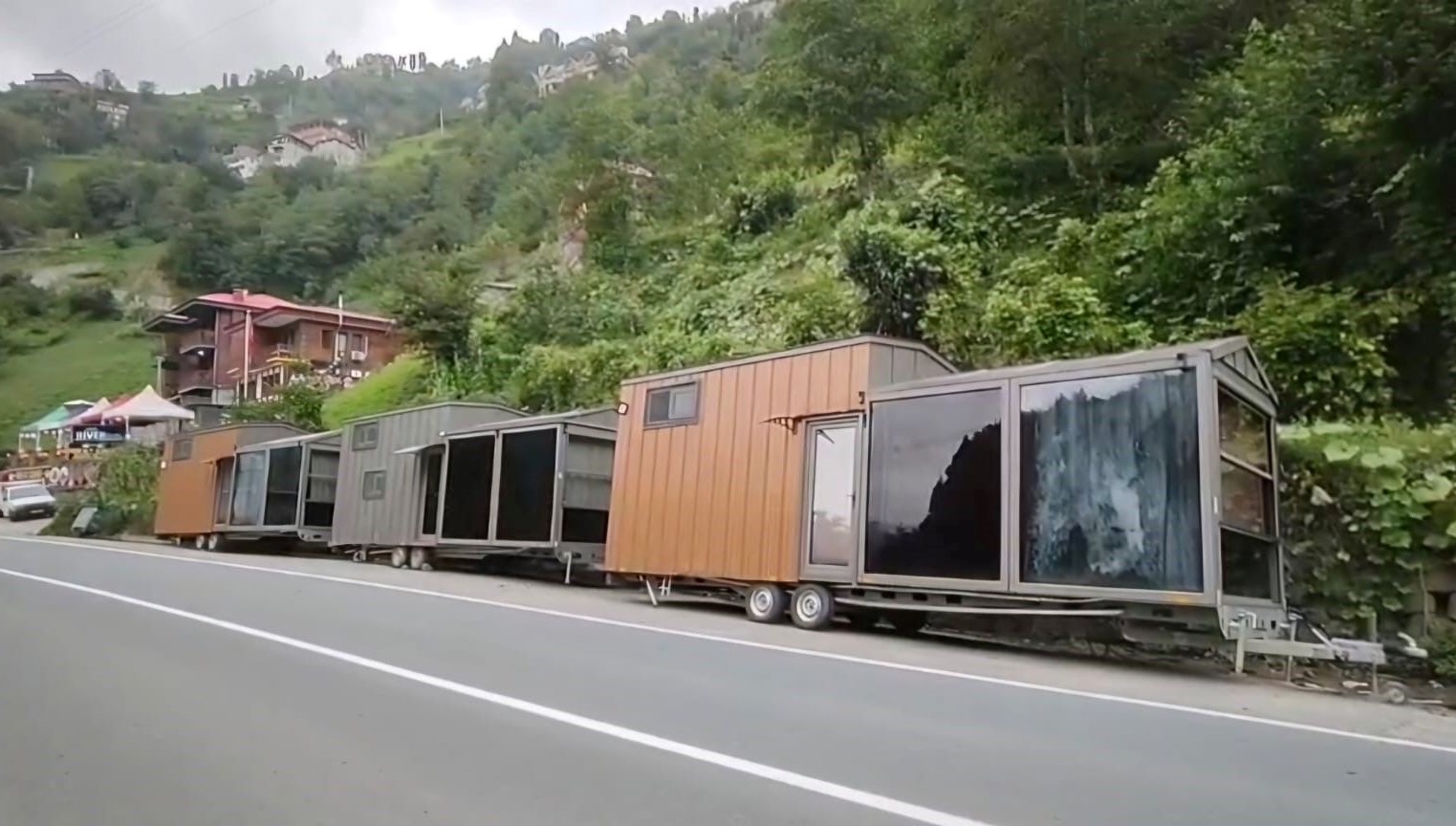 rizede sel sonrasi bungalovlar sokuluyor qeelOfXt