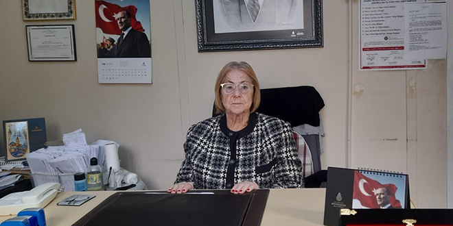 80 yasindaki kadin muhtar muhru 41 yildir kimseye birakmiyor muPLg3pK.jpg