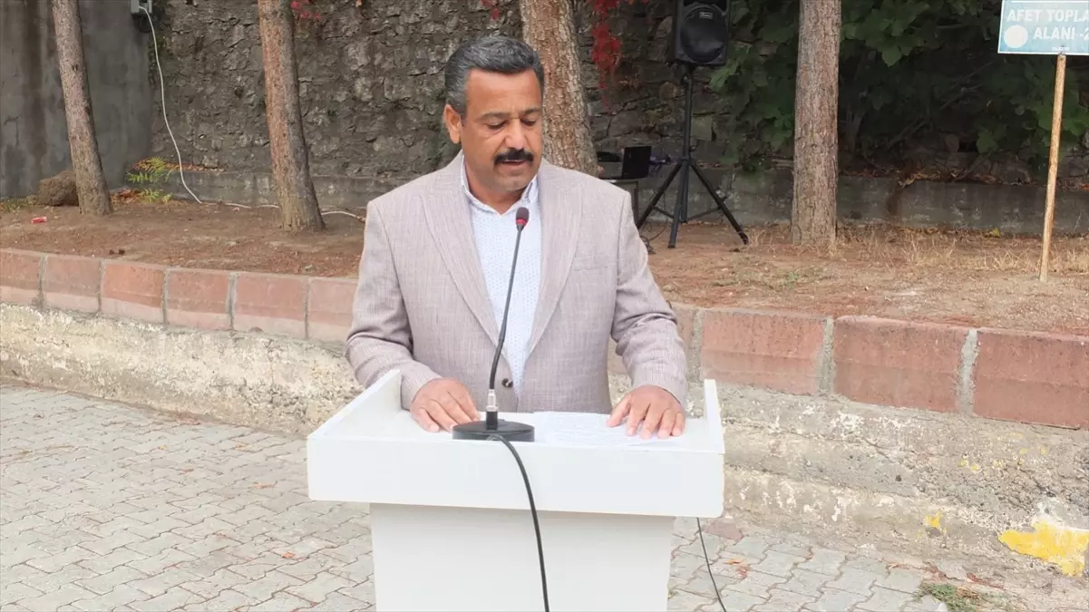 kebanda muhtarlar gunu dolayisiyla toren duzenlendi YyKU18yQ.jpg