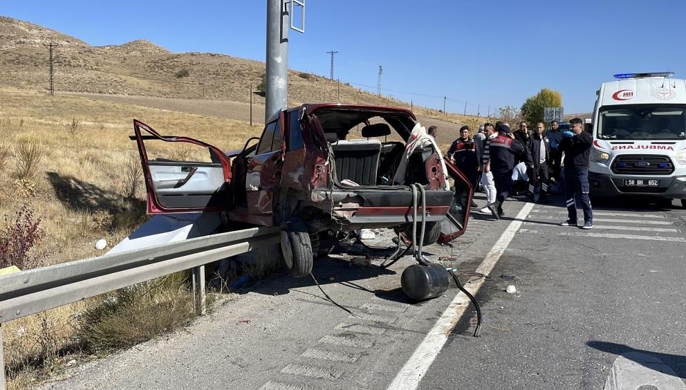 sivasta faciadan donuldu lpg tanki yerinden firladi MxvAtye2