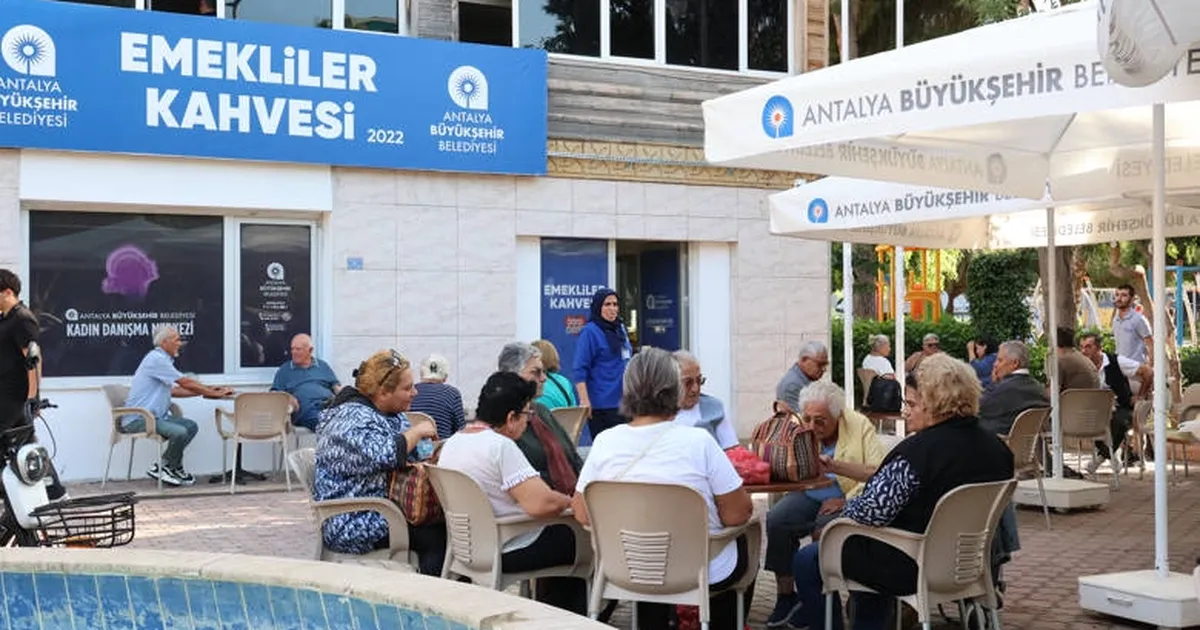 antalya buyuksehir belediyesi emeklileri de unutmuyor f2QSqylI.webp
