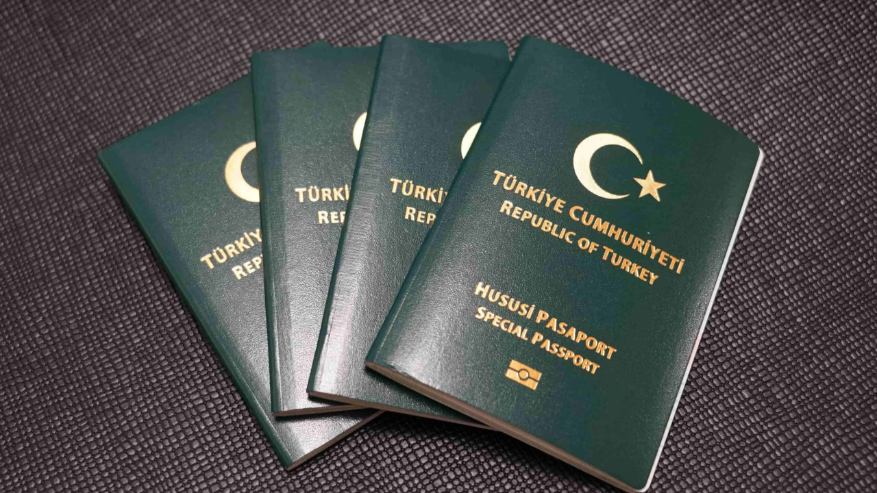 Yeşil pasaportta yeni dönem başladı! 500 bin doları bulan hemen alabilecek Yesil pasaportta yeni donem basladi 500 bin dolari bulan hemen alabilecek F6G1e5fF